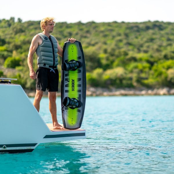 Jobe Vanity Wakeboard & Unit Bindings Set ヴァニティ ウェイクボード & ユニット ビンディング セット 278824011 - 画像 (4)
